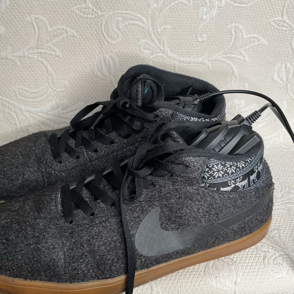 Nike SB Eric Koston Men's Mid Warmth Sneakers Size 12 Dusty Cactus/Gray Reindeer - Picture 9 of 10